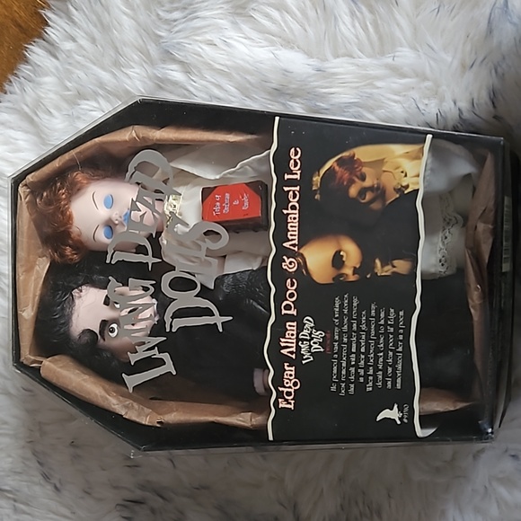 Living dead doll. Edgar allan Poe and Annabel Lee - Picture 4 of 6
